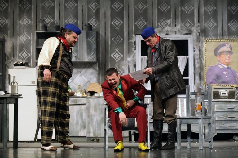 Predstava “Balkanski špijun u Sarajevu” po drugi put odigrana pred tuzlanskom publikom