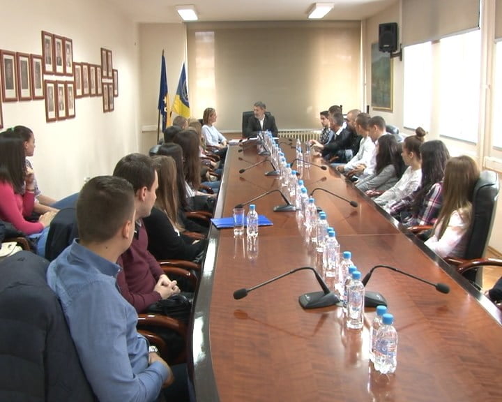 Prijem za dobitnike Nagrade Grada Tuzla za ostvaren natprosječan uspjeh