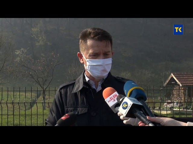 Helikopter OS BiH gasi požar u Tuzli