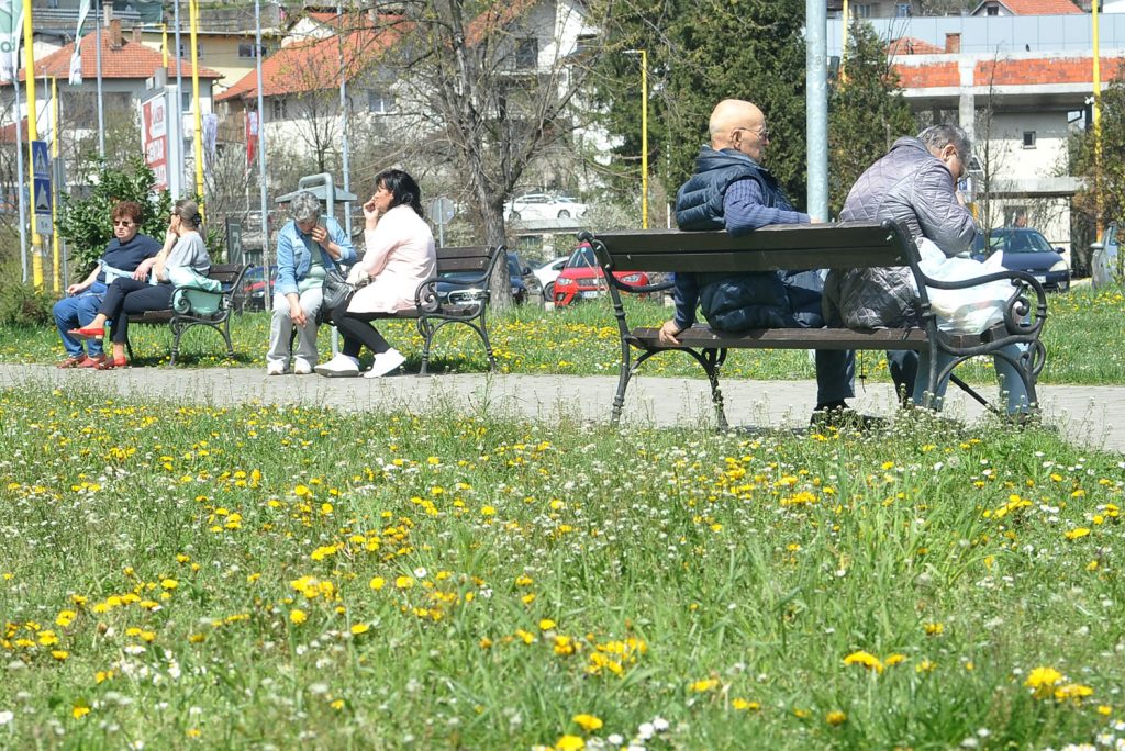u prvom dijelu dana ocekuje se suncano vrijeme dok ce poslijepodne doci do naopblacenja i kisnih padavina