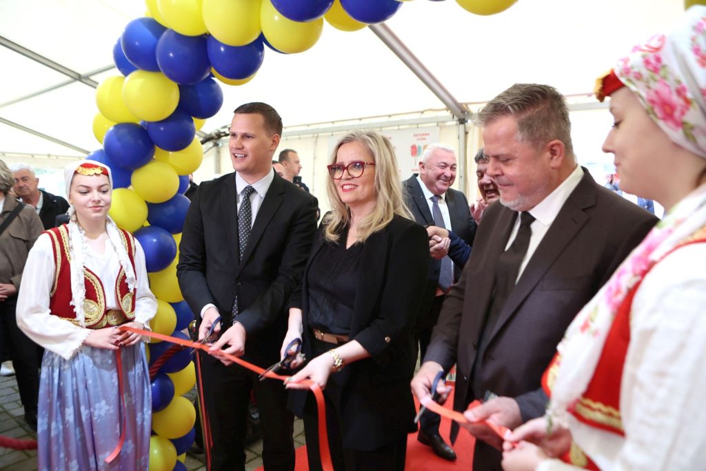 premije tk irfan halilagic otvorio sajam turizma i ekologije list u lukavcu