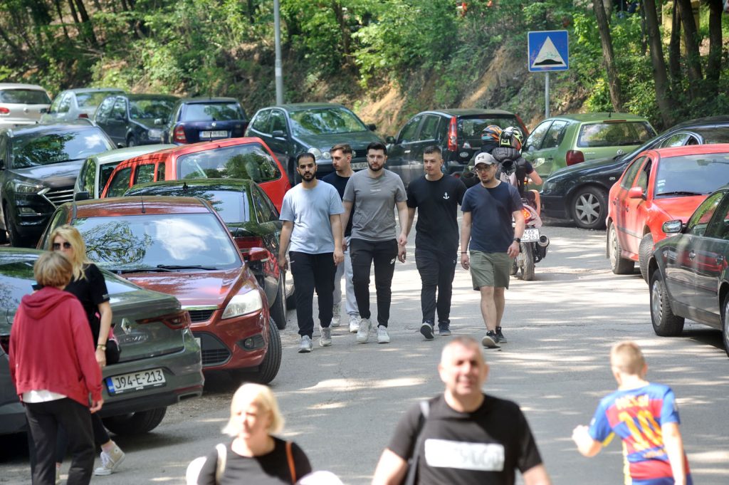 u bih danas suncano i stabilno vrijeme uz rast temepretaura zraka