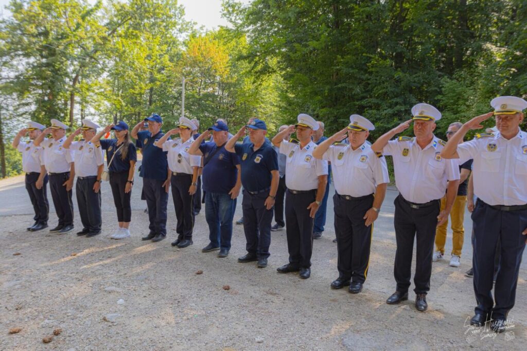 udruzenje policajaca manevarac tuz u srijedu 11 junaobiljezili oslobadjanje stare majevice koje se dogodilo 11 juna 1992 godine
