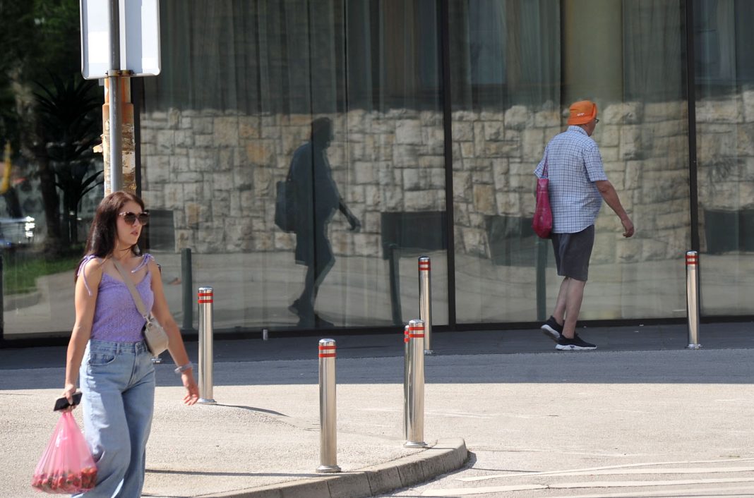 danas i u narednim danim au bih se ocekuje suncano i toplo vrijeme