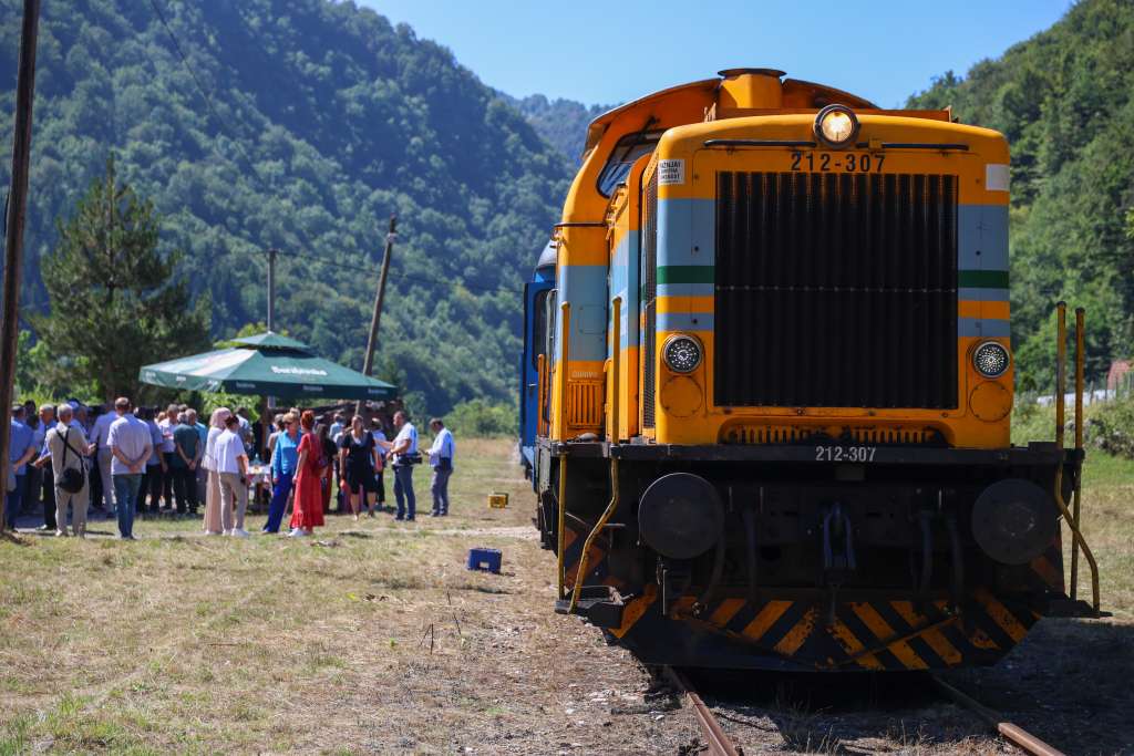 danas je uprilicena promotivna voznja turistickim vozom sarajevo - vares