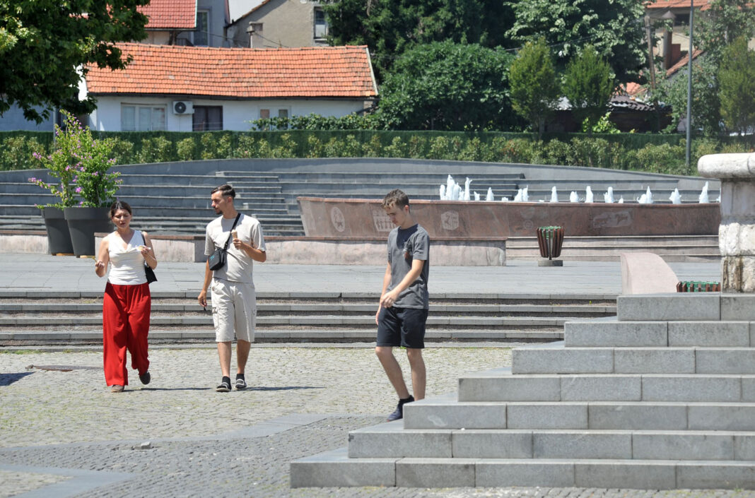 danas ce u bih preovladavati suncano vrijeme uz dnevne temperature od 25 do 30 stepeni