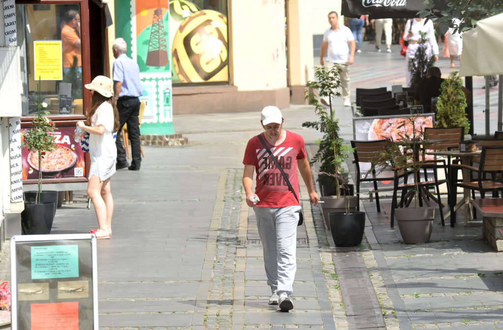 suncano jutro u bih uz malu i postepenu oblacnost u tuzli u 8 sati izmjereno 16 stepeni