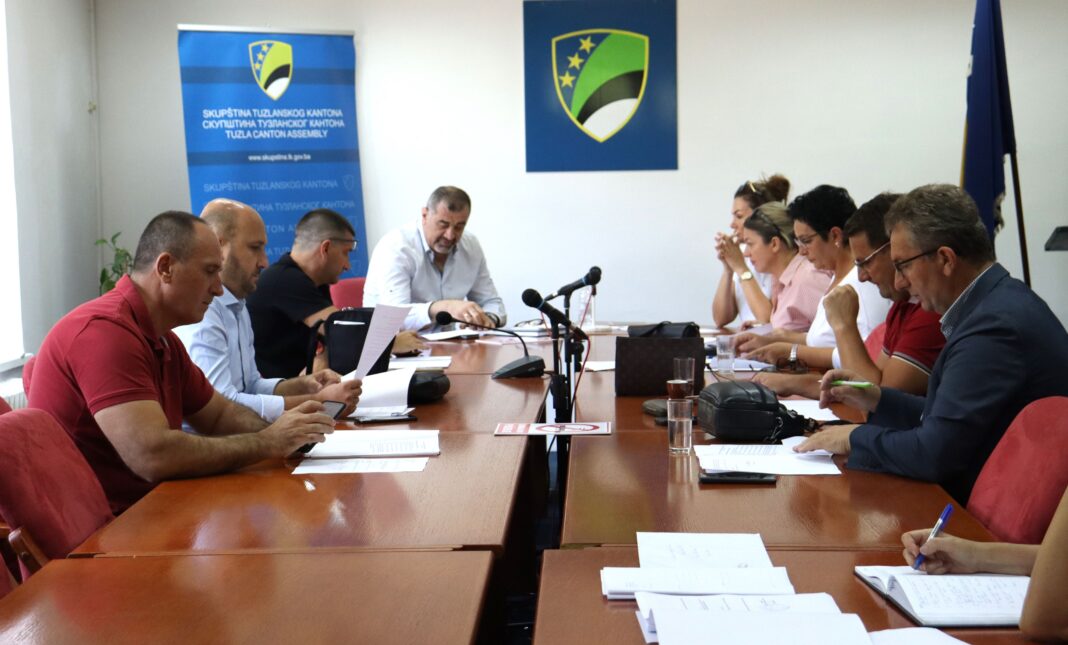 danas je zasjedao kolegij skupstine tk na kome je zakazana redovna 45 sjednica