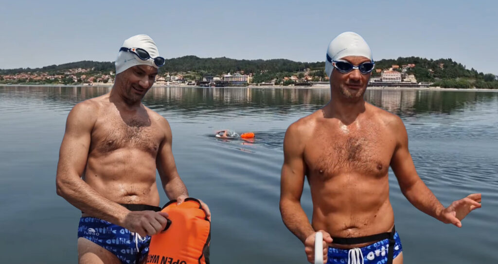 emir memic vjerovatno je prvi koji je po standardima preplivao jezero modrac