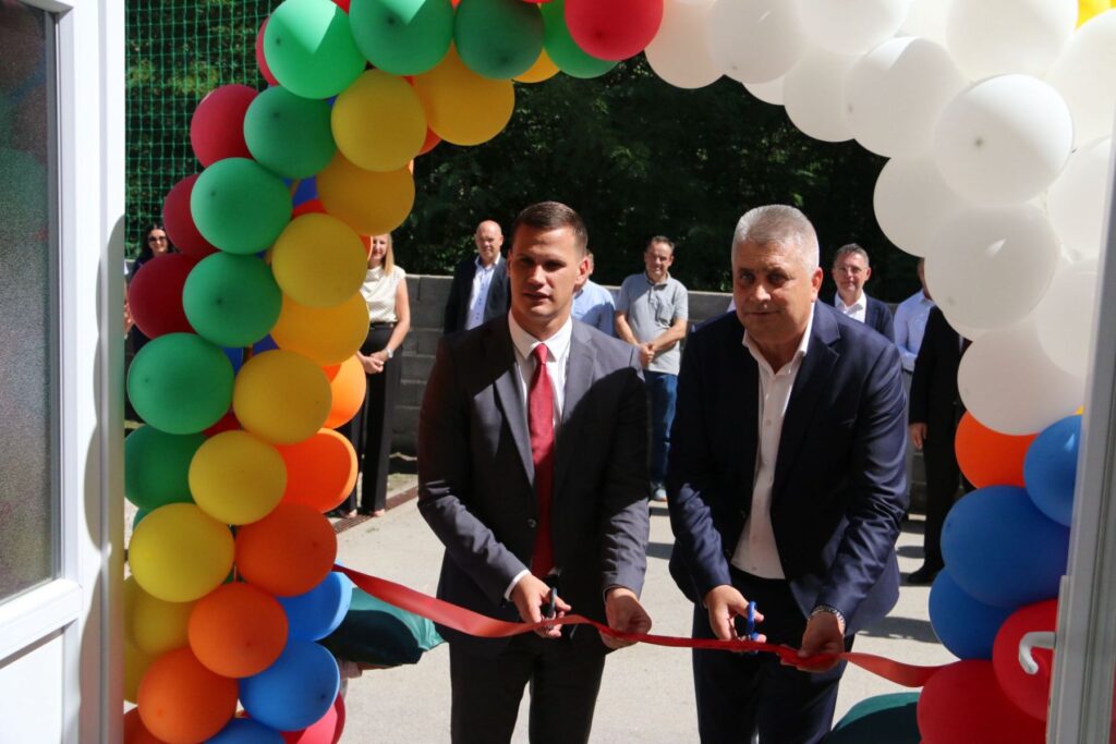 uz materijalnu podrsku vlade tk danas je svecano otvoren prvi vrtic u sapni