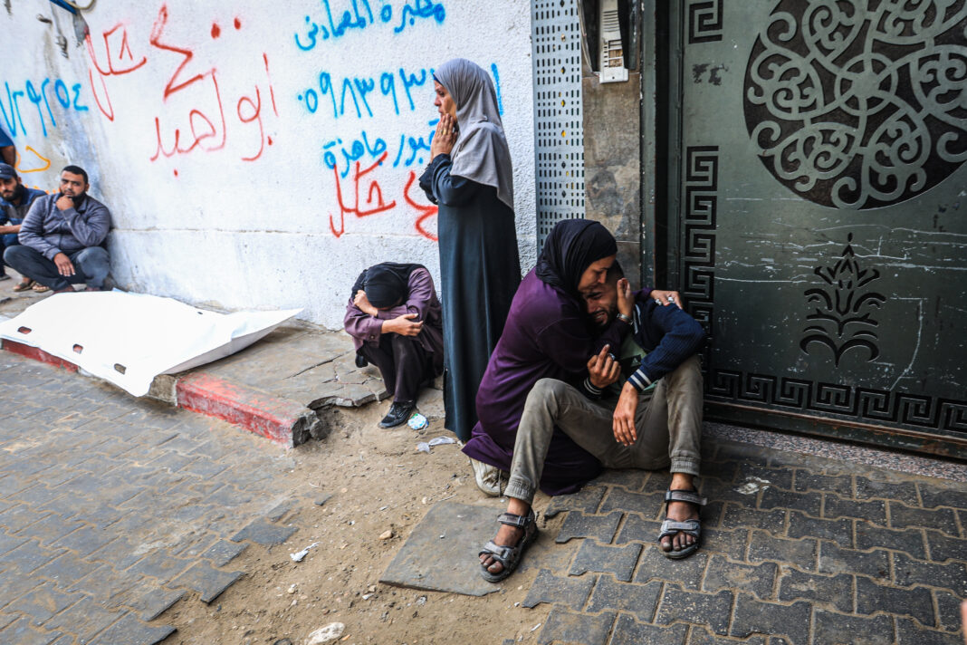 Više od 100 Palestinaca, uključujući 35 djece, ubijeno je u izraelskim napadima na Gazu, uprkos primirju